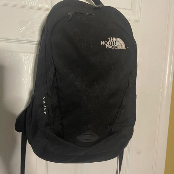 The North Face Unisex Black Vault Backpack - Picture 2 of 14